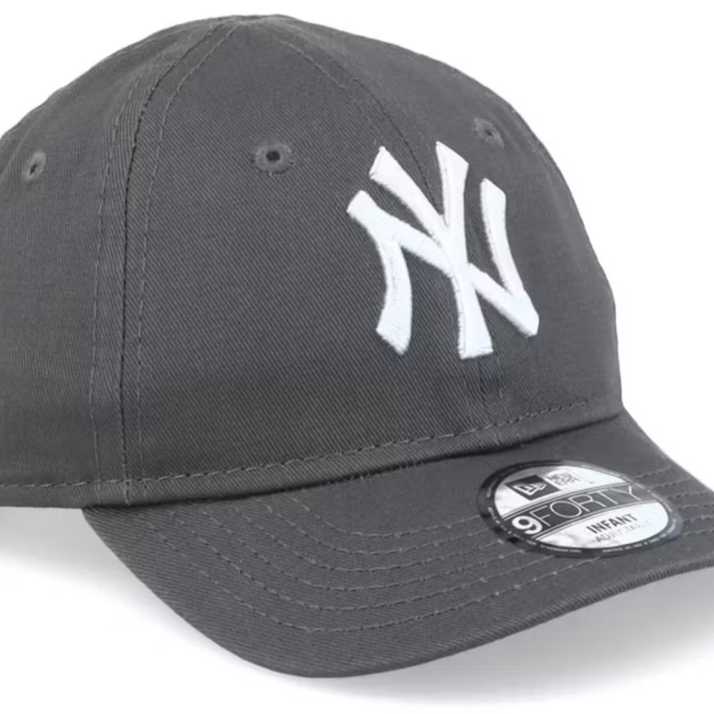 New York Yankees Adjustable Hat - New Era - Grey